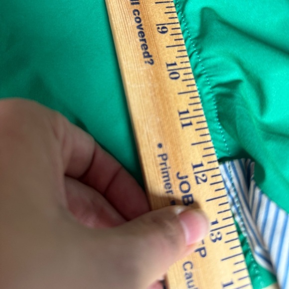 Vineyard Vines Men's Color Block Lined 7" Swim Trunks - Medium - Picture 5 of 6